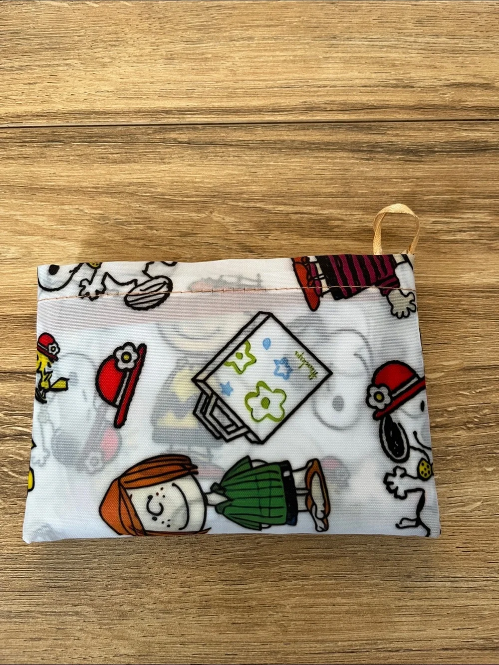 NEW Peanuts Character Foldable bag in White with Multicolor Print